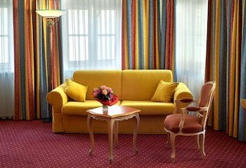 Family Room (4 Persons)