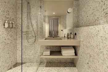 Deluxe Room, 1 King Bed