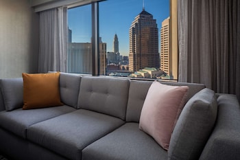 Room, 2 Queen Beds, City View