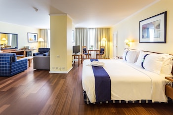 Suite, 1 King Bed