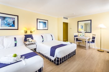 Standard Room, 2 Double Beds, Smoking