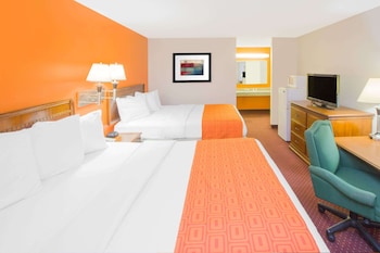 Suite, 2 Queen Beds, Non Smoking (Efficiency)