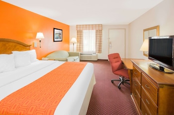Standard Room, 1 King Bed, Smoking