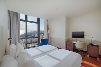 Premium Room (City View)