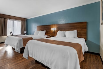 Standard Room, 2 Queen Beds, Non Smoking