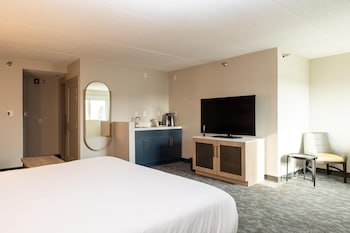 Junior Suite, 1 King Bed