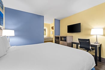Room, 1 King Bed, Non Smoking