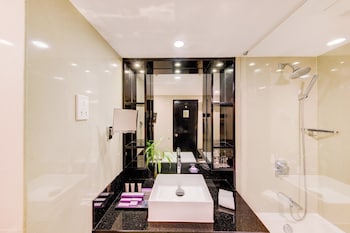 Executive Room with Lounge Access