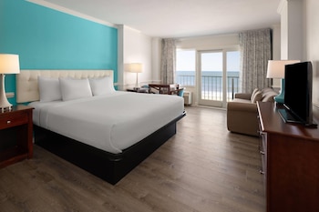 Room, 1 King Bed, Non Smoking, Oceanfront