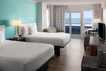 Room, 2 Queen Beds, Non Smoking, Partial Ocean View