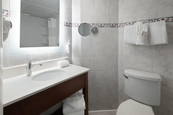 Room, 1 King Bed, Non Smoking, Oceanfront