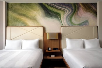 Room, 2 Queen Beds