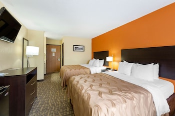 Standard Room, 2 Queen Beds, Non Smoking