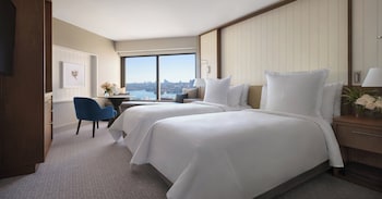 Deluxe Partial Harbour Twin Room