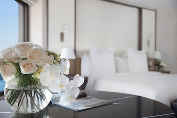 Sydney Partial Harbour Studio Suite