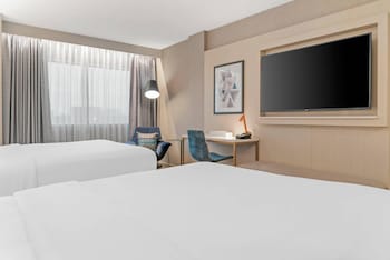 Room, 2 Queen Beds, Non Smoking