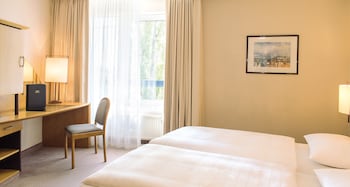 Standard Double Room (Streetview)