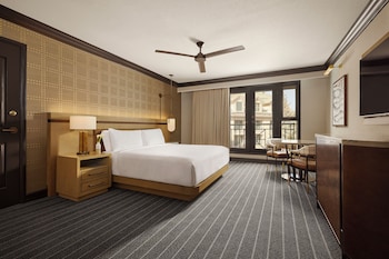 Room, 1 King Bed, Accessible Bathtub