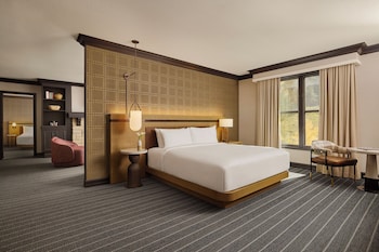 Suite (James Chadwick)