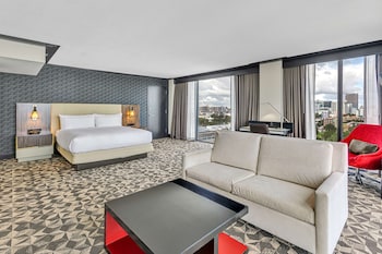 Junior Suite, 1 King Bed