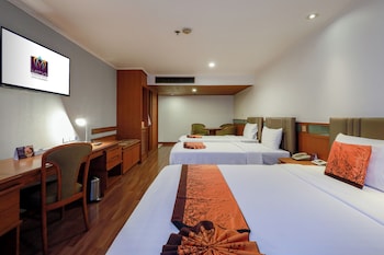 Family Room, Multiple Beds