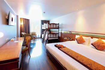 Family Room, Multiple Beds