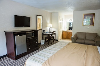 Standard Room, 1 King Bed