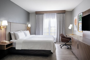 Standard Room, 1 King Bed (Pet Friendly)
