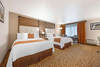 Standard Room, 2 Queen Beds, Non Smoking, Microwave