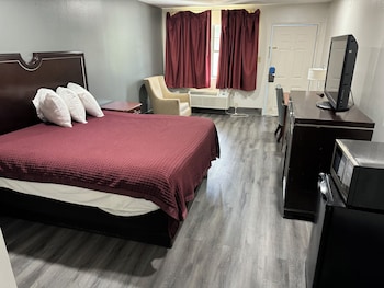 Room, 1 King Bed, Non Smoking