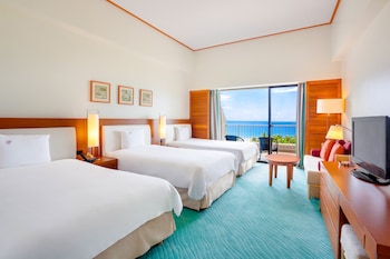 Ocean Front Triple Room