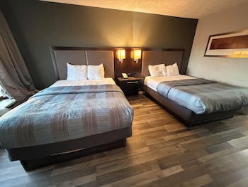 Standard Room, 2 Queen Beds, Non Smoking