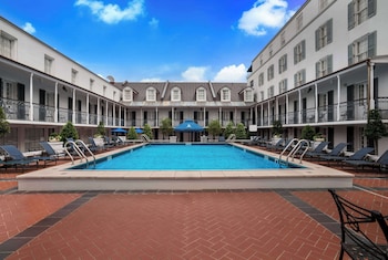 Suite, 1 King Bed (Pool Patio Split Level)