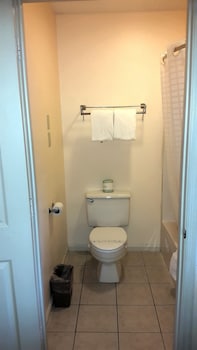 Standard Room, 2 Queen Beds, Non Smoking