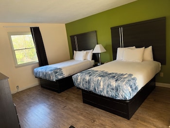 Standard Room, 2 Double Beds, Non Smoking