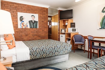 Deluxe Room (Twin Share)