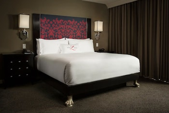 Premium Room, 1 King Bed, Accessible