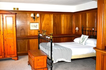 Standard Double Room, 1 Queen Bed