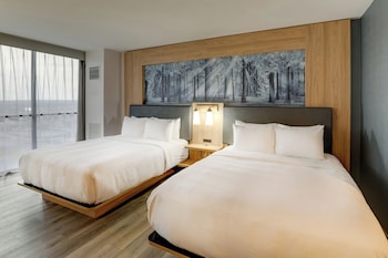 Room, 2 Queen Beds
