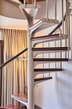 Suite, Balcony (1 adult)