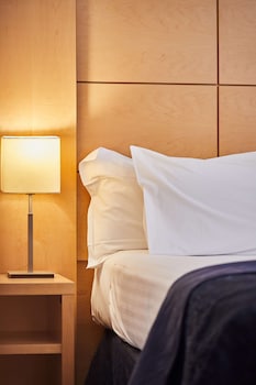 Double Room Single Use (Parking Included)