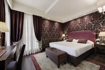 Superior Double Room, Canal View