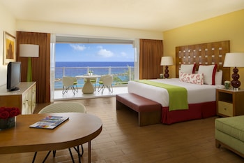 Deluxe Ocean View King