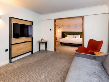 Suite, 1 King Bed