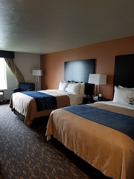 Standard Room, 2 Queen Beds, Non Smoking