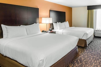 Standard Room, 2 Queen Beds, Non Smoking