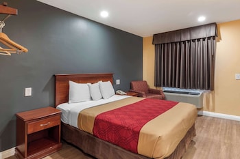Standard Room, 1 Queen Bed, Non Smoking