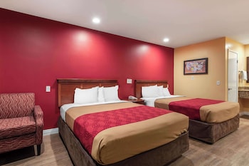 Standard Room, 2 Queen Beds, Non Smoking