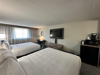Standard Room, 2 Queen Beds, Non Smoking (Larger Room)