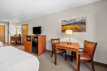 Standard Room, 2 Queen Beds, Non Smoking, Refrigerator & Microwave